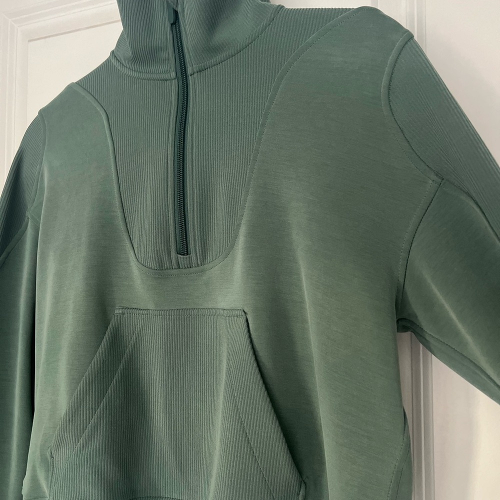 Lululemon Athletica Green Women's Sweater